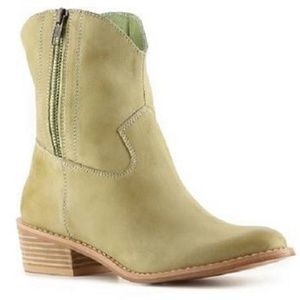 DIBA CAN DICE TAN LEATHER ANKLE BOOTS SIZE 10